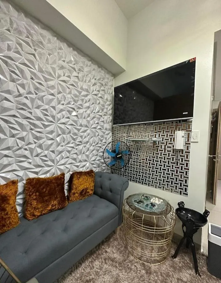 ***** Hotel Shore 2 Tower 1 Residences Pasay Philippines