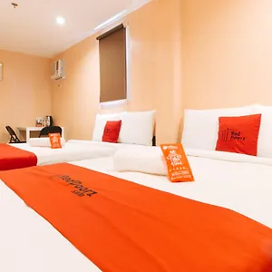 Reddoorz At Rosemarie باساي