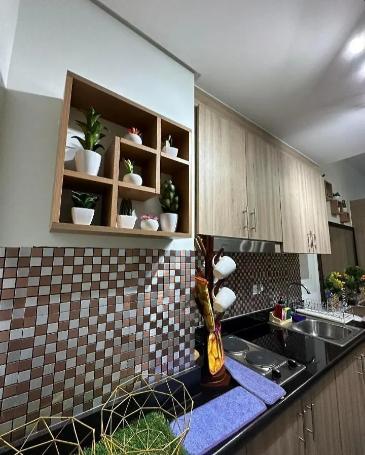 Shore 2 Tower 1 Residences Пасай Отель